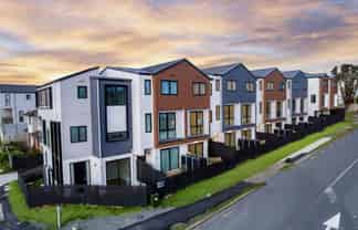 8/2 Reeves Road, Pakuranga