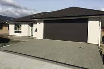 8 Barham Place, Stoke