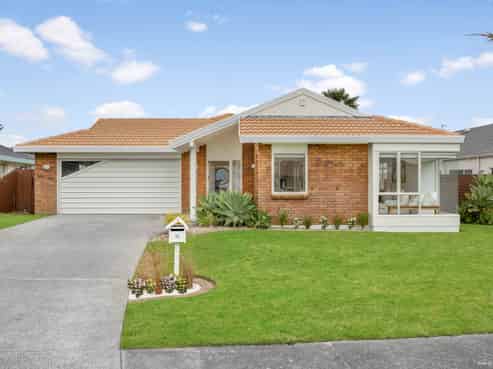 10 Amadeus Place, Northpark