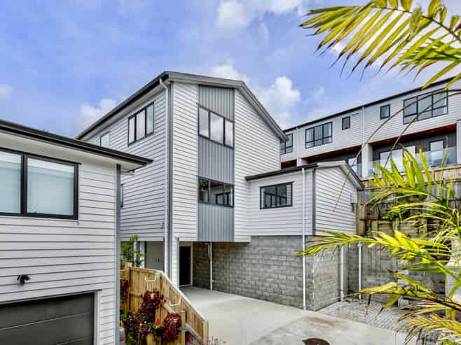 24C City View Terrace, Birkenhead