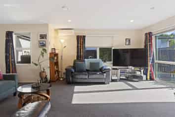 Flat 2/29 Ivory Street, Rangiora