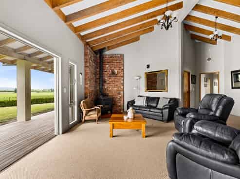 15C Omarunui Road, Waiohiki