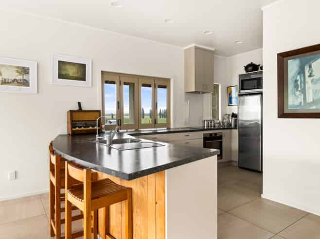 15C Omarunui Road, Waiohiki