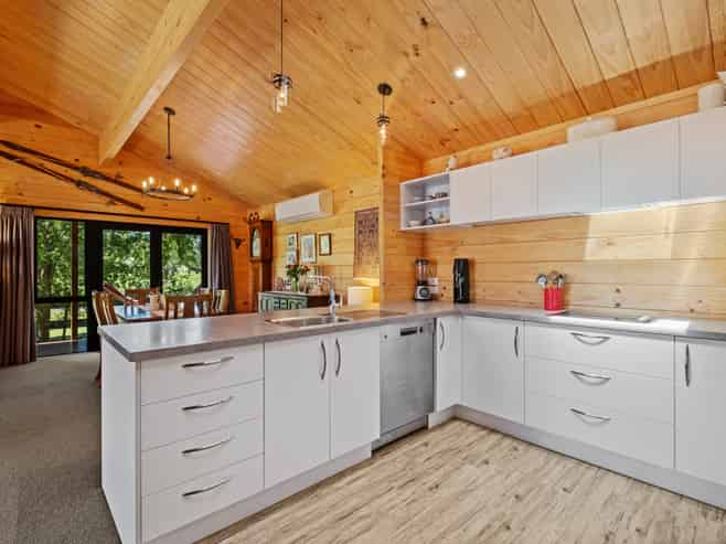 16 Tennyson Close, Hanmer Springs