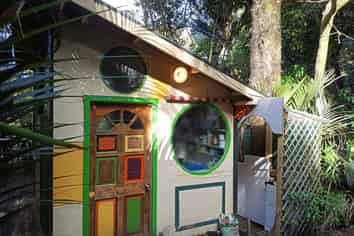 Auckland - Address withheld