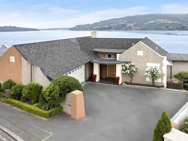 6 Mission Cove, COMPANY BAY