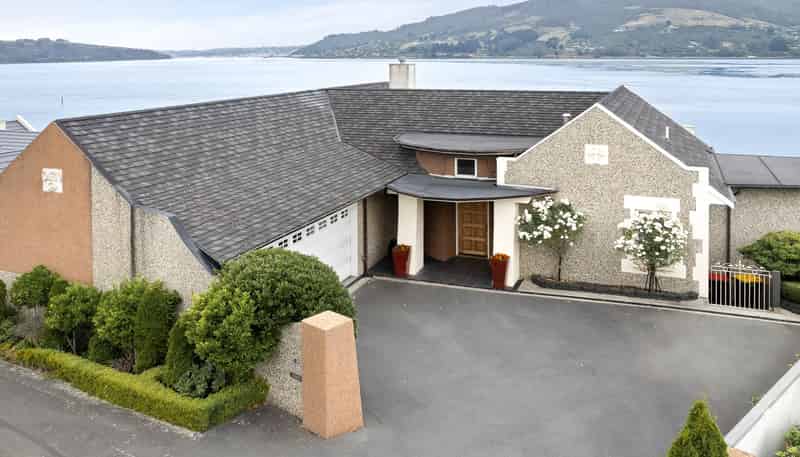 6 Mission Cove, COMPANY BAY