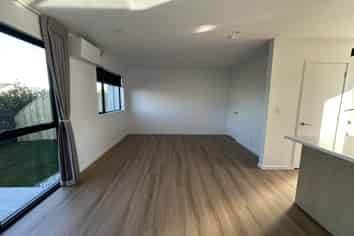 11/50 Broadway Parade, Rolleston