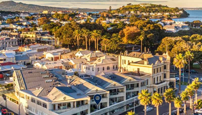 7/2 Queens Parade, Devonport