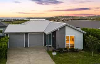 65 Barcliff Terrace, Gulf Harbour