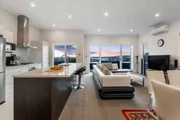 65 Barcliff Terrace, Gulf Harbour