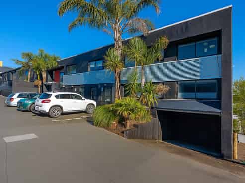 11/12 Nikau Street, Eden Terrace