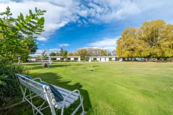 1 and 1A Davis Avenue, Ranfurly