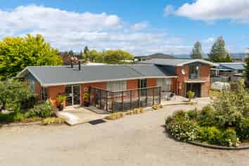 1 and 1A Davis Avenue, Ranfurly