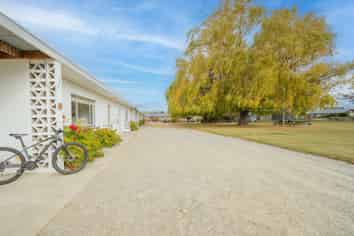1 and 1A Davis Avenue, Ranfurly