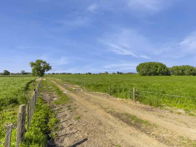 863 Tauhei Road, Tauhei