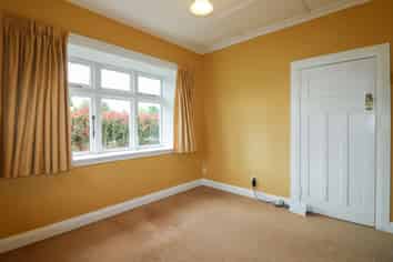 10 Rongopai Street, Roslyn