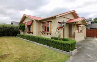 10 Rongopai Street, Roslyn