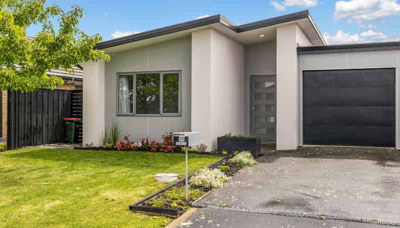30 Liddington Drive, ROLLESTON