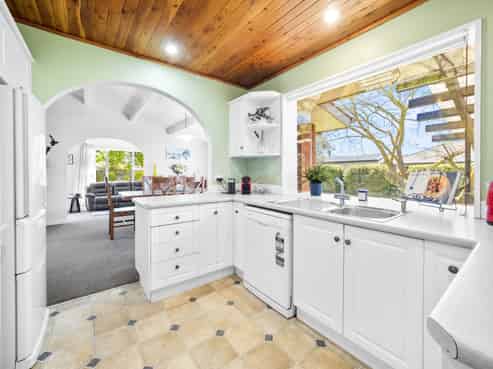 49 Trevors Road, Hampstead