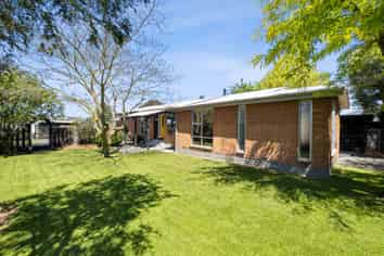 49 Trevors Road, Hampstead