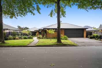5 Villa Grove, Ilam