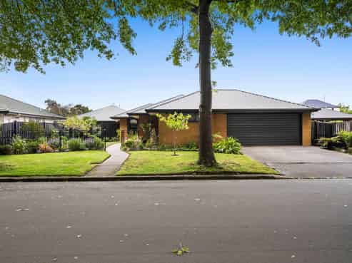 5 Villa Grove, Ilam