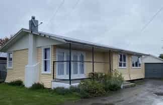 142 Redwood Street, Redwoodtown