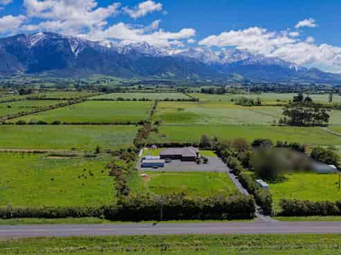 56 Hawthorne Road, Kaikoura