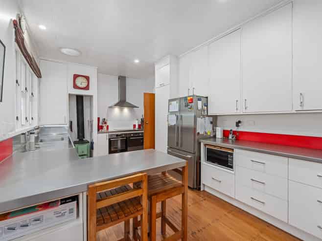 48 Paraekaretu Street, Hunterville