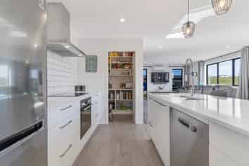 4 Winstone House Road, Paerata