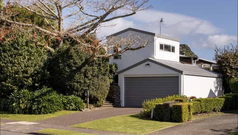 125 Welcome Bay Road , Welcome Bay