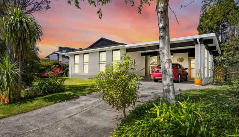 19 Wesley Avenue, Frankleigh Park