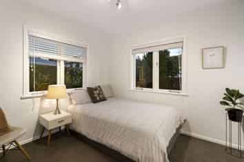 1/4 Spencer Road, Pinehill