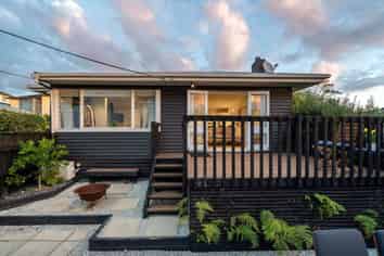 1/4 Spencer Road, Pinehill