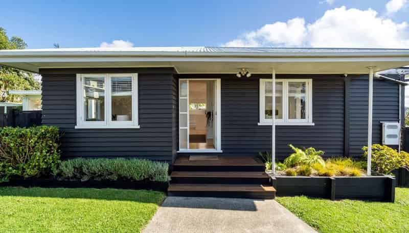 1/4 Spencer Road, Pinehill