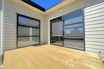 2/4 Searancke Place, Fairfield