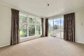 1 Woodford Ave, Henderson