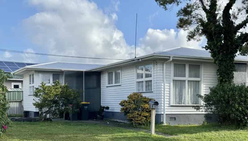 1 Woodford Ave, Henderson