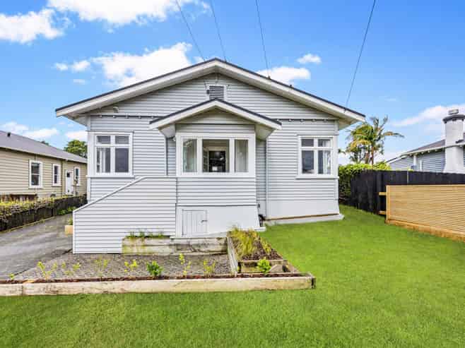 6A Volcanic Street, Mount Eden