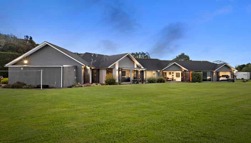 1115 Glenbrook Road, Glenbrook