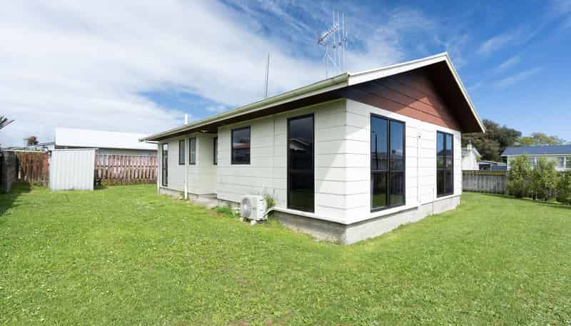 11 Balmoral Street, Levin