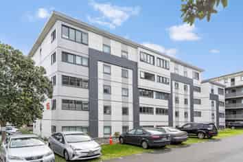 1B/15 Morning Star Place, Mount Albert