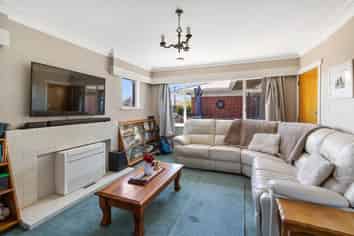 66 Kent Street, Marchwiel