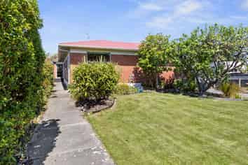 66 Kent Street, Marchwiel