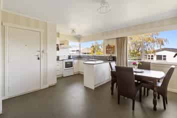 66 Kent Street, Marchwiel