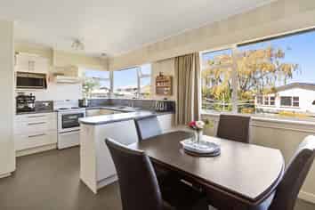 66 Kent Street, Marchwiel