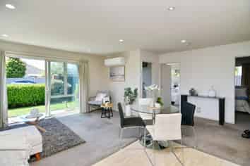 1/16 Third Street, Belfast