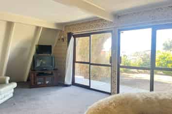 24 Moana Street, Riverton