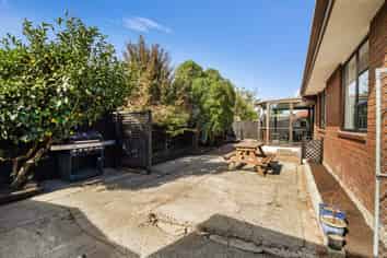 16A Glenbyre Place, Bromley